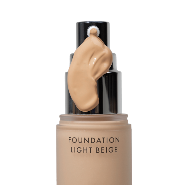 Foundation light beige från maria åkerberg