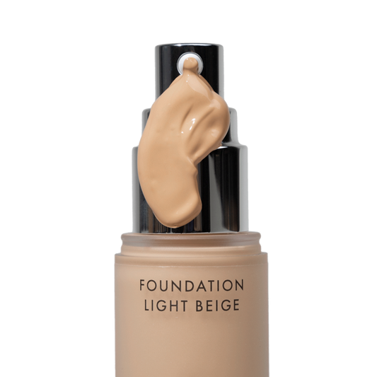 Foundation light beige från maria åkerberg
